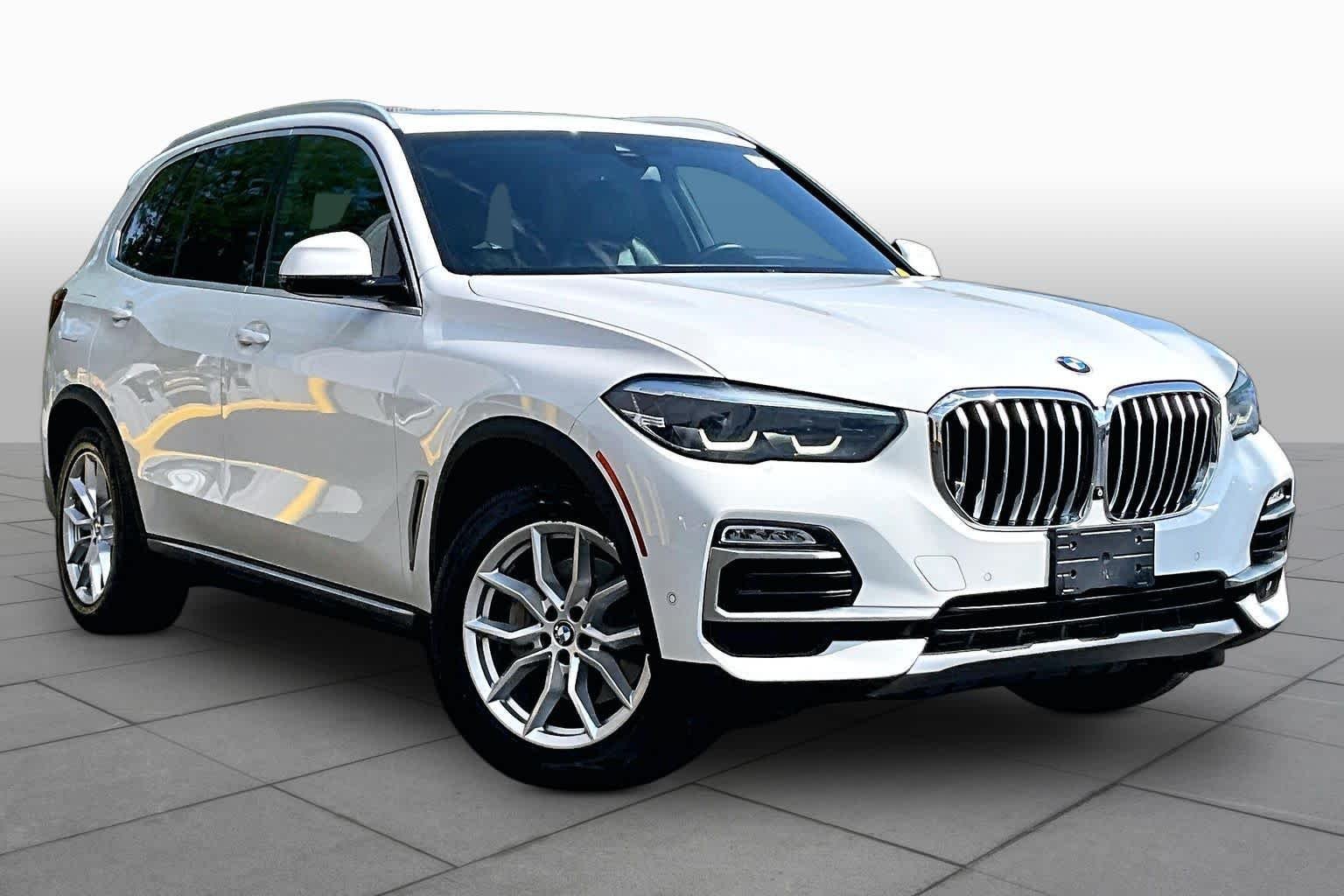 Used 2019 Alpine White BMW xDrive40i image 3