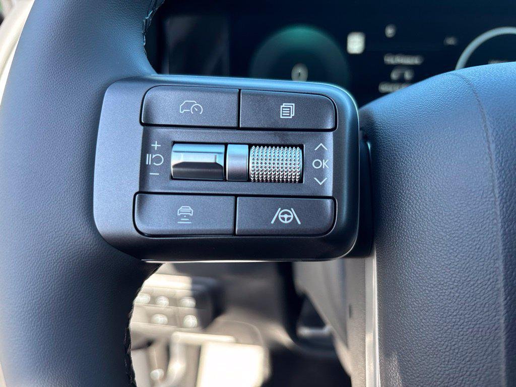 New 2027 Blue Hyundai SEL AWD image 16