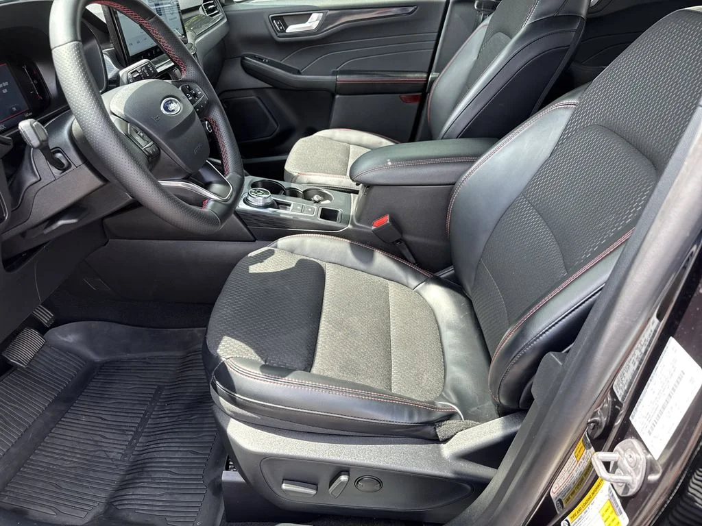 Used 2025 Black Ford ST-Line Select image 9