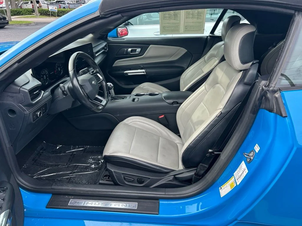 Used 2024 Grabber Blue Ford EcoBoost Premium image 9