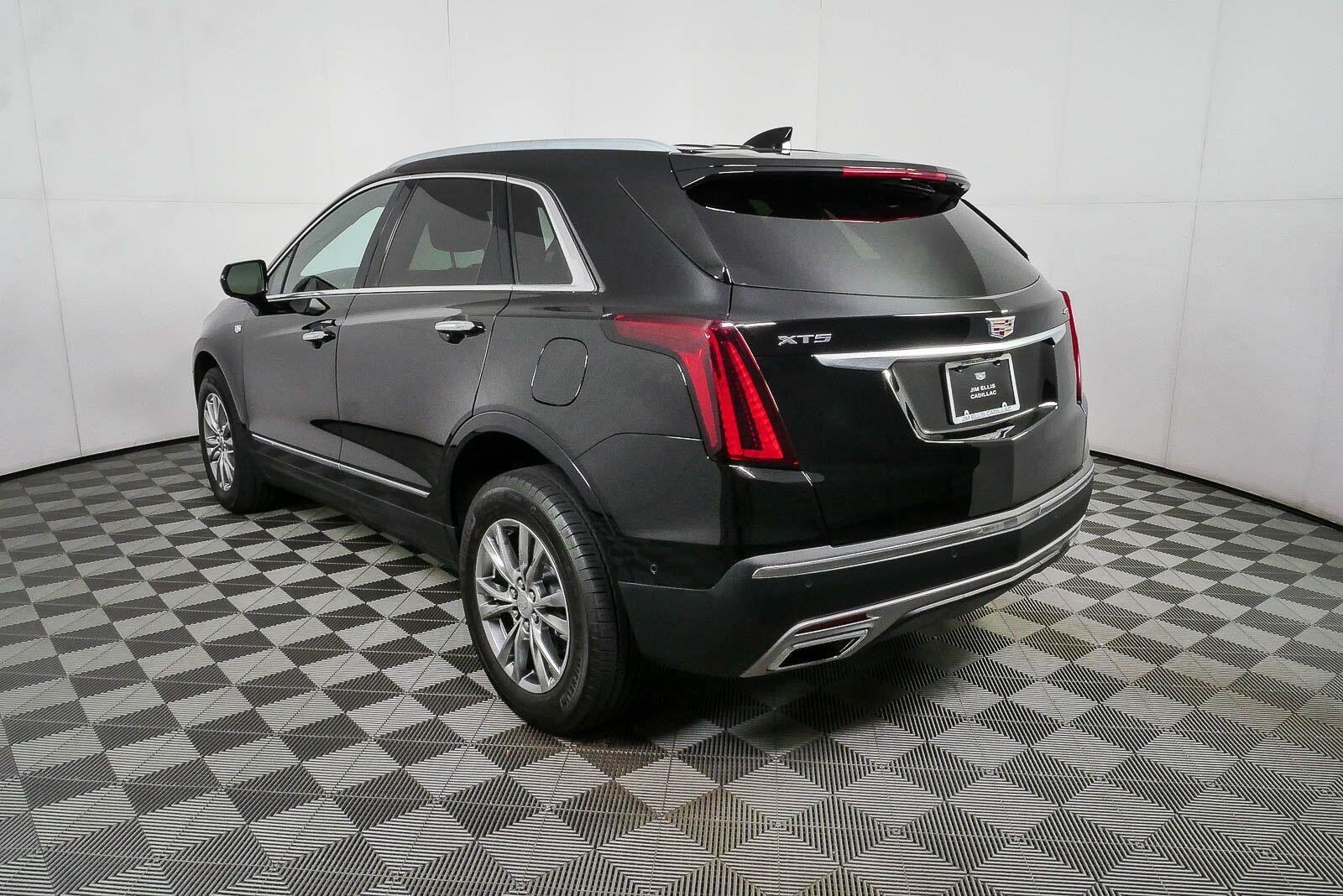 Used 2023 Stellar Black Metallic Cadillac Premium Luxury image 29