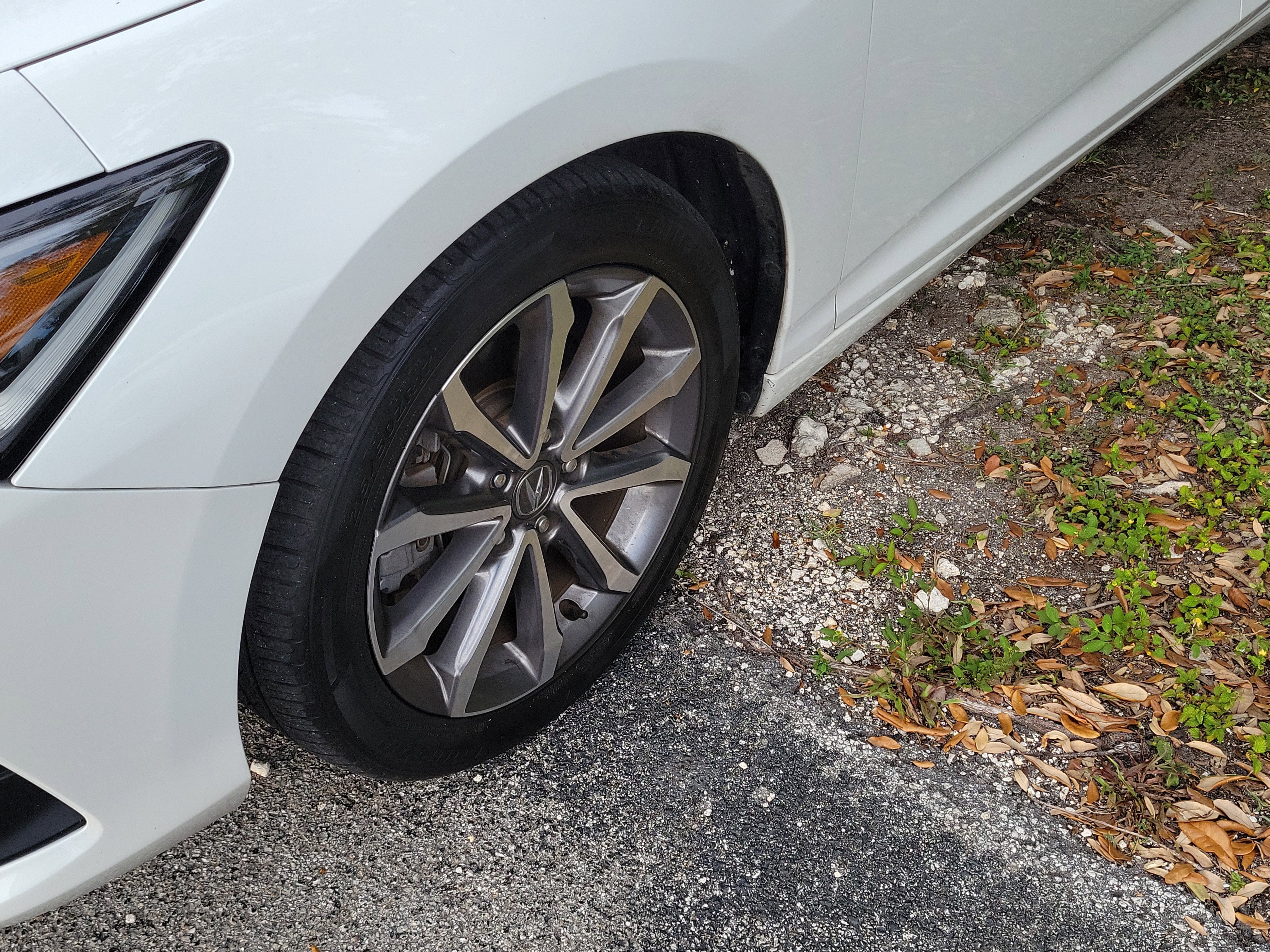 Used 2023 White Acura NAVI image 4