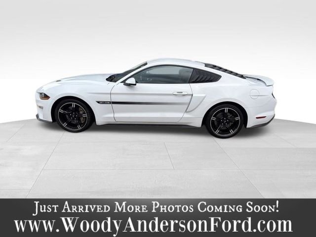 Used 2020 Oxford White Ford GT Premium image 3