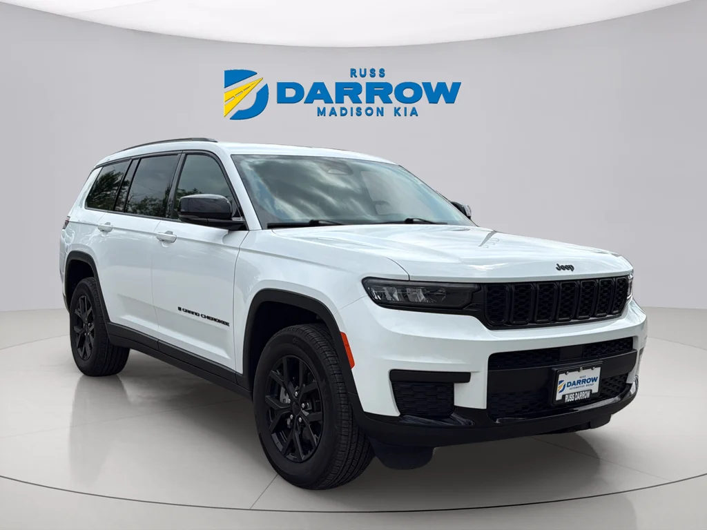 Used 2024 Bright White Clearcoat Jeep Altitude image 7