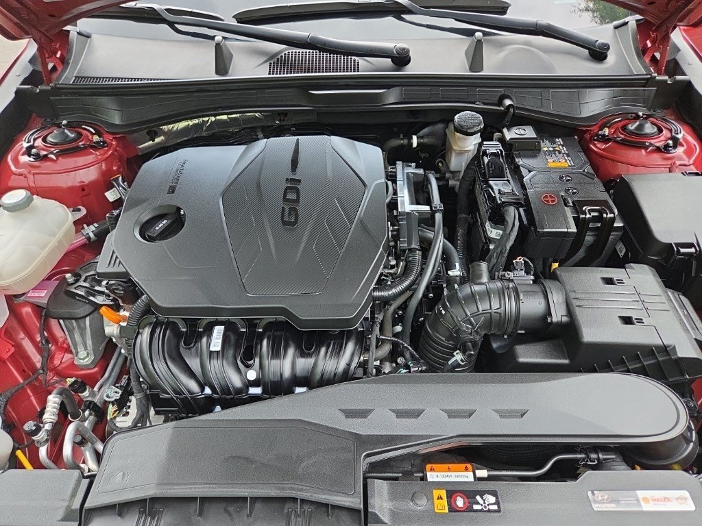 Certified Used 2025 Ultimate red Hyundai SEL image 37