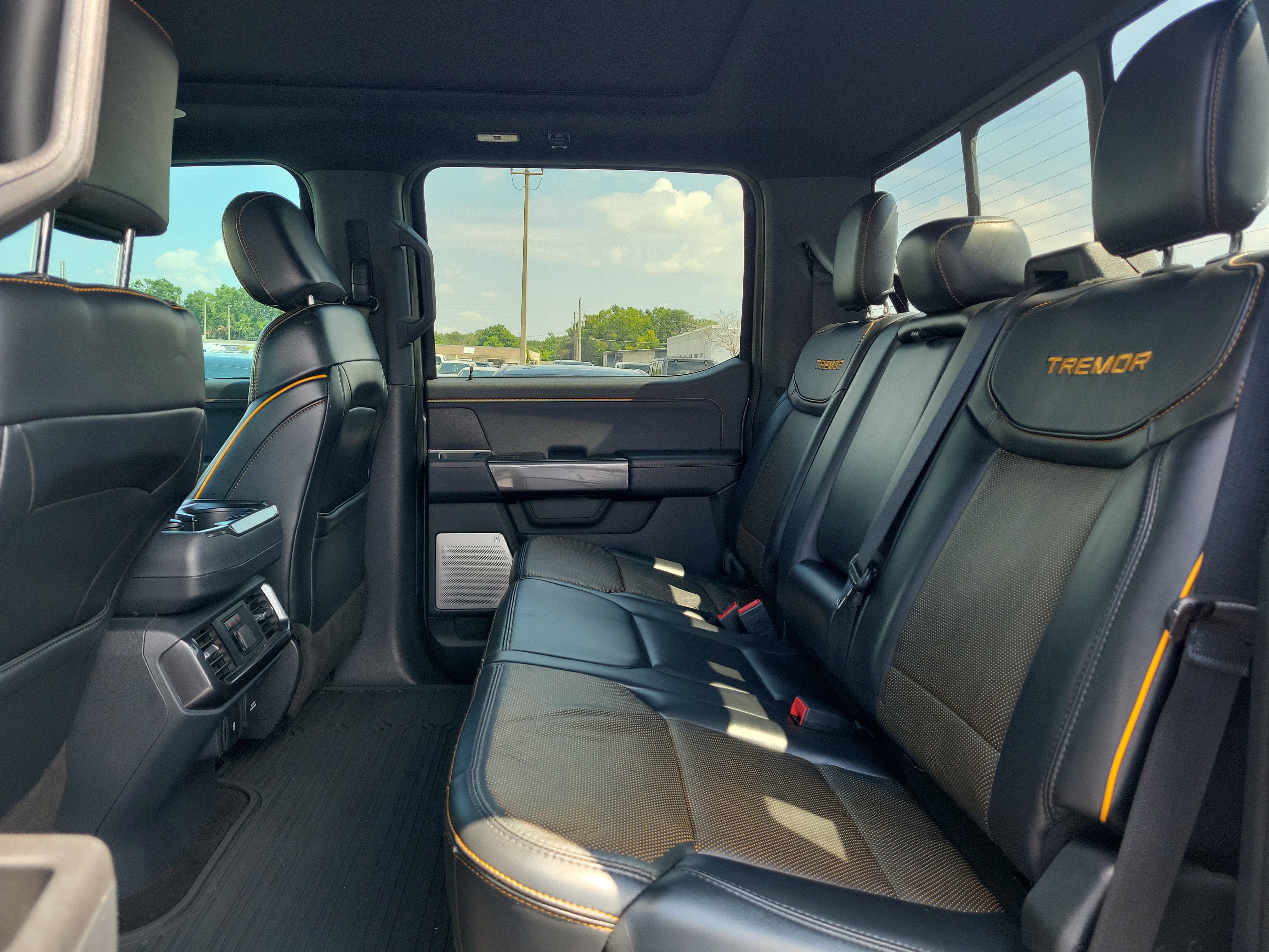 Used 2023 Gray Metallic Ford Tremor image 16