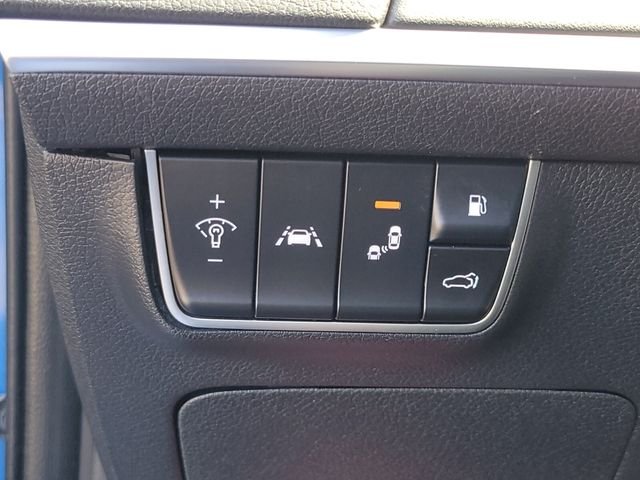 Used 2019 Blue Kia GT2 image 32