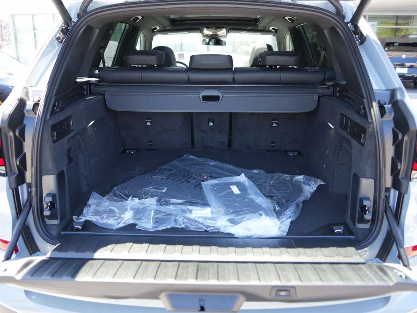 New 2026 Brooklyn Grey Metallic BMW xDrive40i image 5