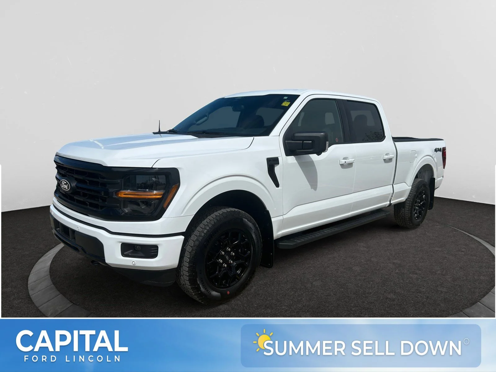 New 2026 Oxford White Ford XLT image 1
