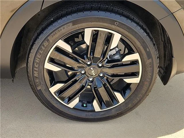 Used 2024 Dark Moss KIA SX-Prestige All-Wheel Drive image 7