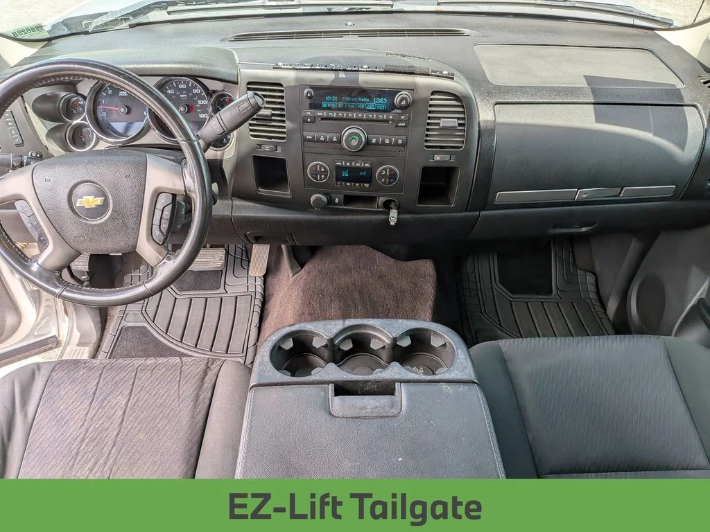 Used 2012 Silver Chevrolet LT image 24