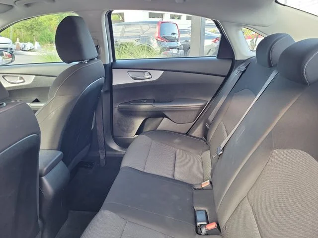 Used 2024 White Kia LXS image 12