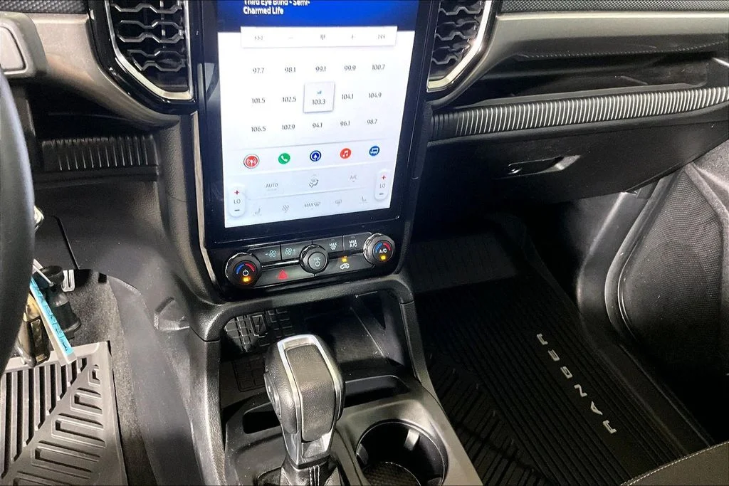 Certified Used 2024 Oxford White Ford XLT image 25