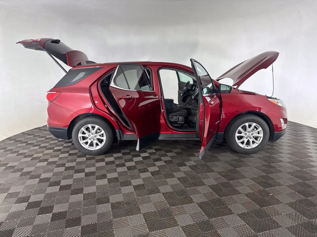 Used 2018 Red Chevrolet LT image 14