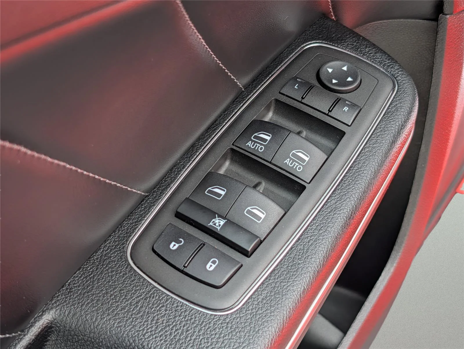Used 2023 Go Mango Dodge Scat Pack image 14
