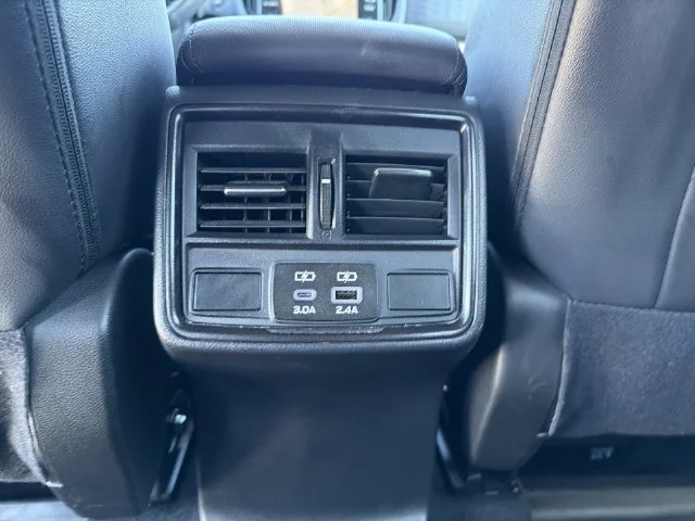 Used 2025 Beige Subaru Limited image 39