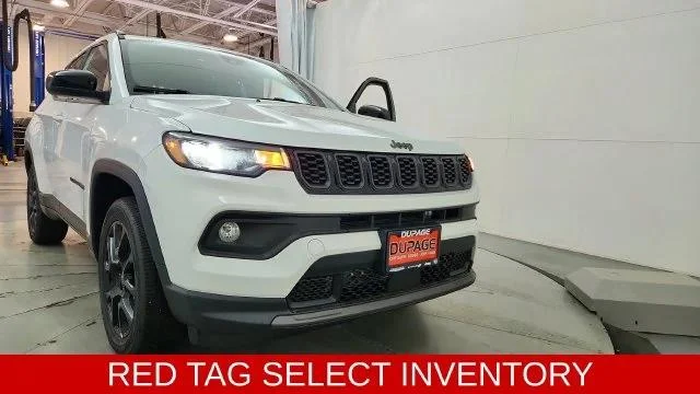 New 2026 Bright White Clear-Coat Exterior Paint Jeep Latitude image 18