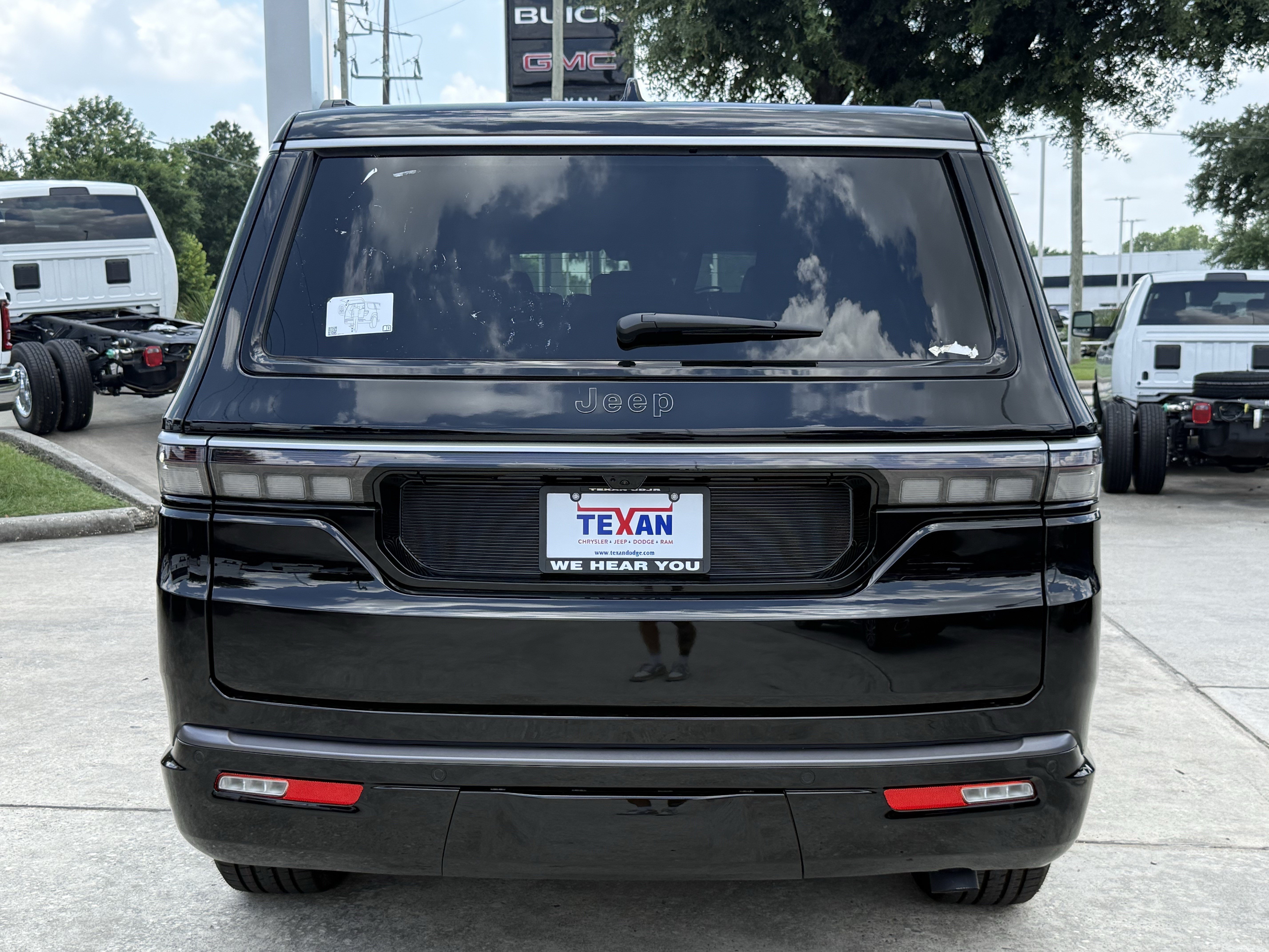 New 2026 High Gloss Black Exterior Paint Jeep  image 5