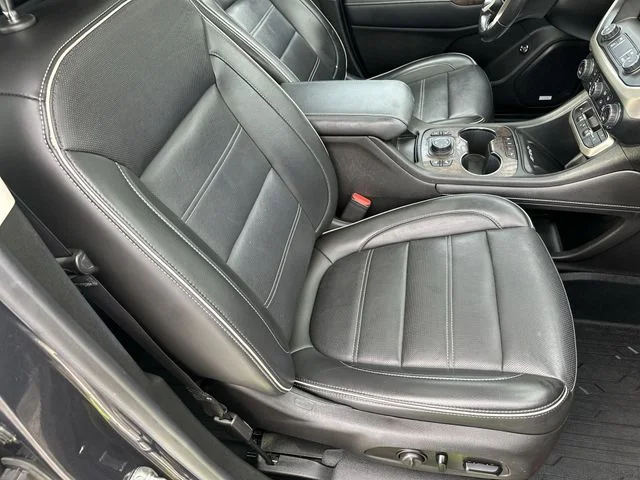 Used 2021 Green GMC Denali image 29