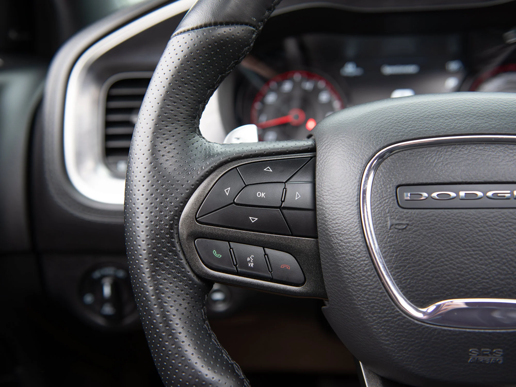 Used 2023 go mango Dodge Scat Pack 392* | 6.4L HEMI V8 | 485 HP | Brembo Brakes | Sunroof | image 24