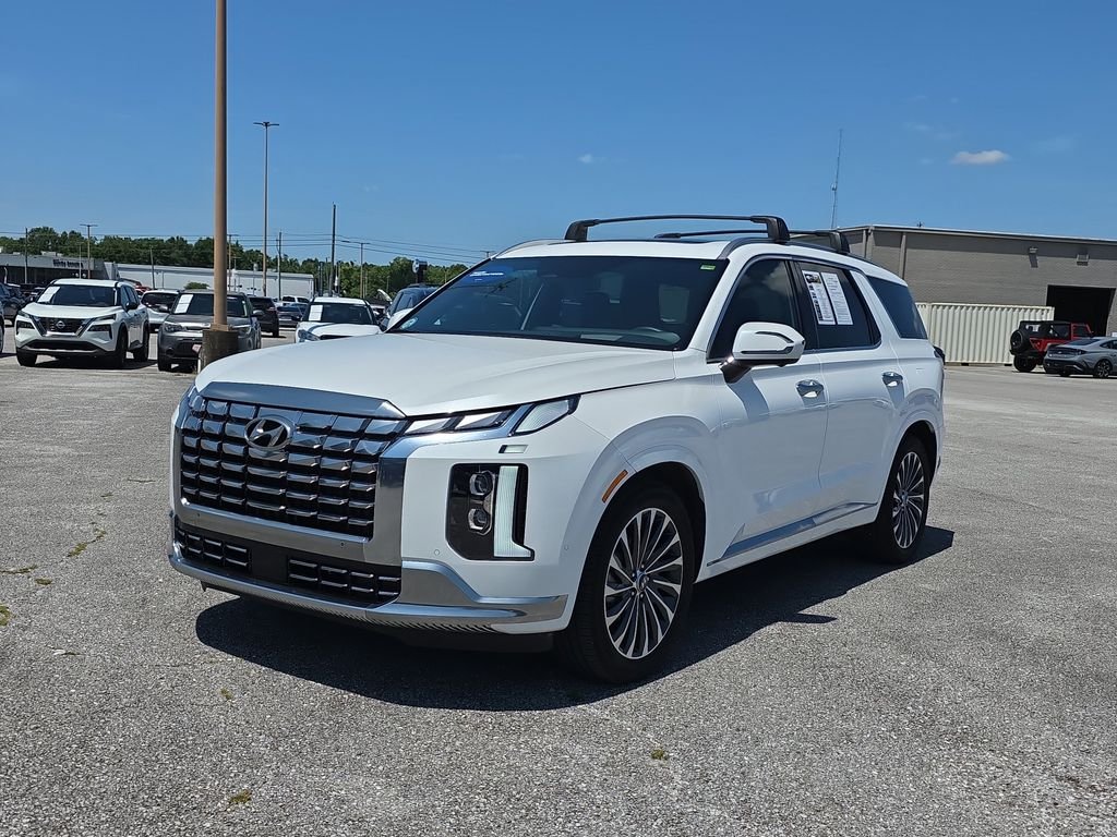 Certified Used 2025 Hyper White Hyundai Calligraphy image 4