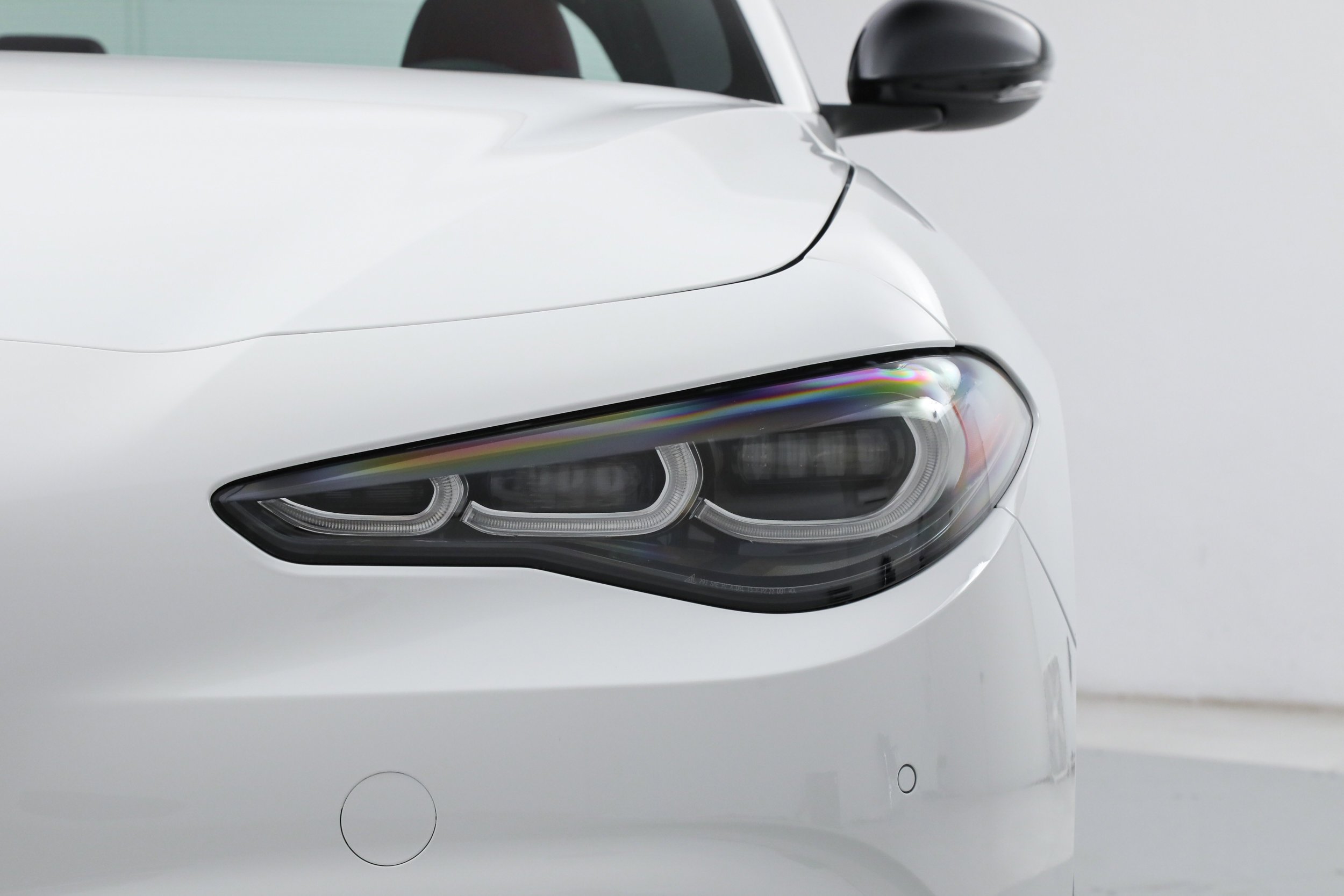 New 2026 Milano White Exterior Paint Alfa Romeo  image 9