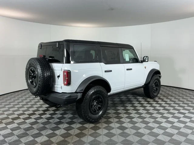 New 2026 Oxford White Ford Badlands image 5