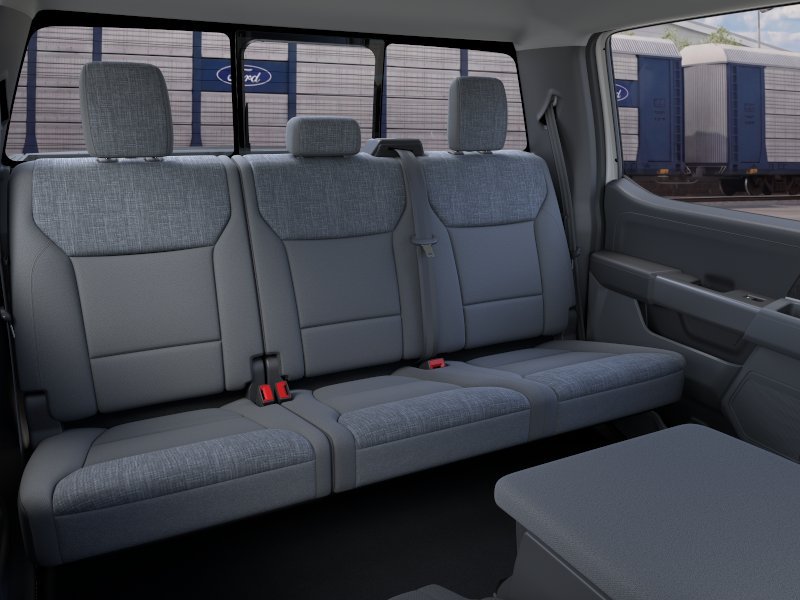 New 2026 Oxford White Ford XLT image 24