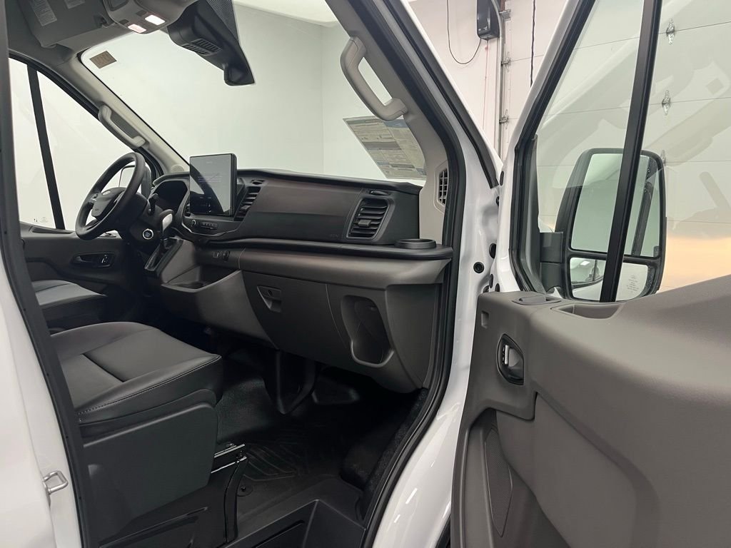 New 2026 White Ford Base image 24
