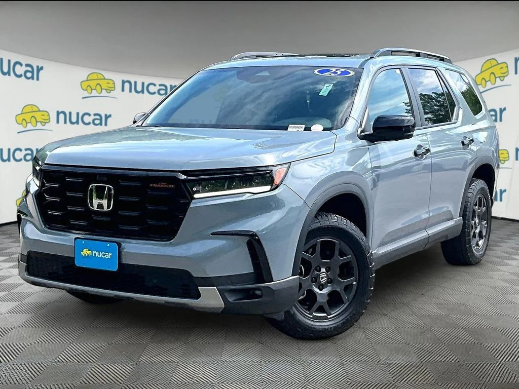 Used 2025 Gray Honda TrailSport image 3
