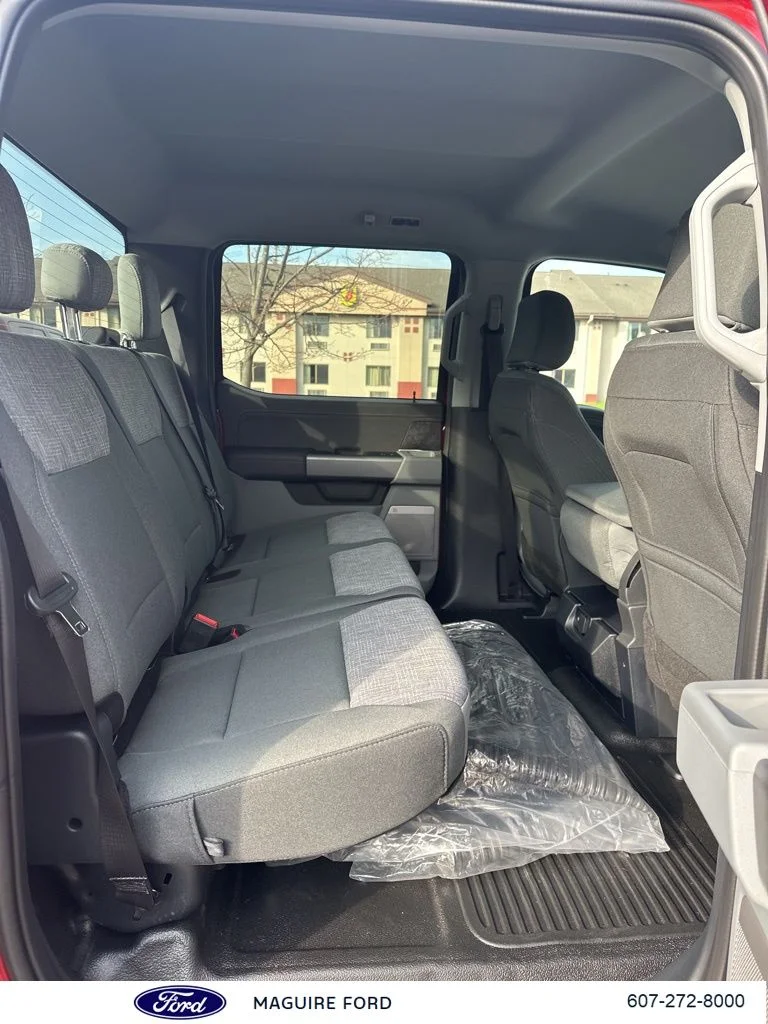 New 2026 Ruby Red Metallic Tinted Clearcoat Ford F-250® XLT image 11