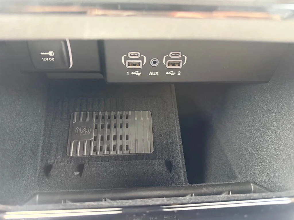 New 2026 Fathom Blue Pearlcoat Jeep Upland image 21
