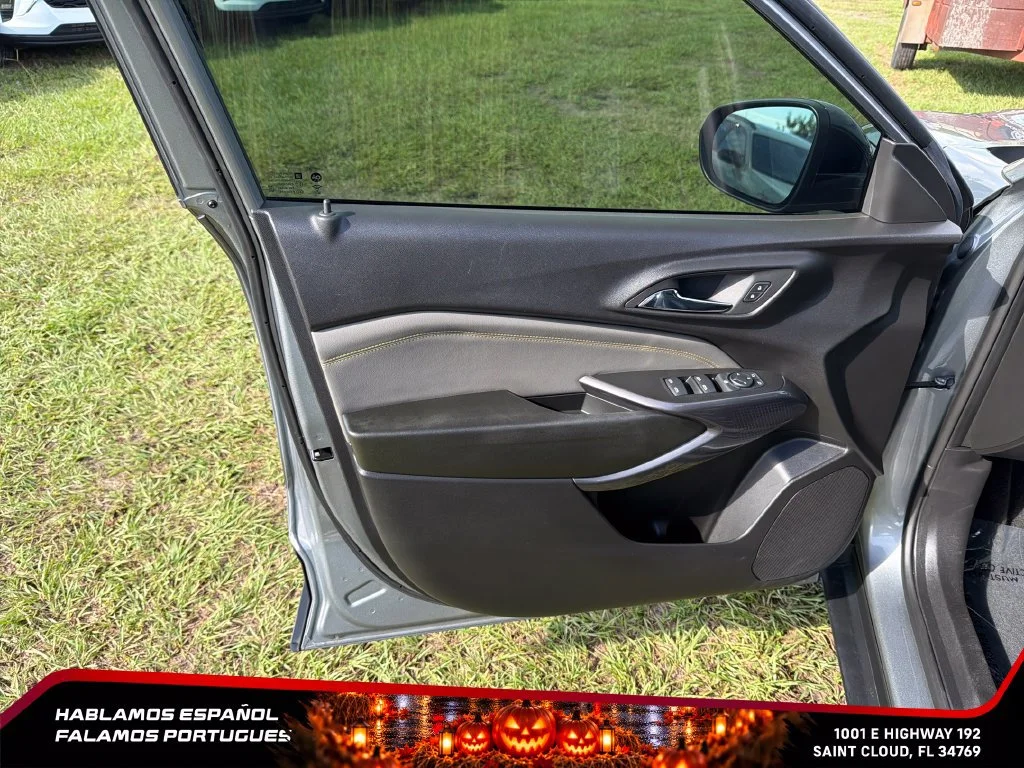 Used 2024 Sterling Gray Metallic Chevrolet ACTIV image 12