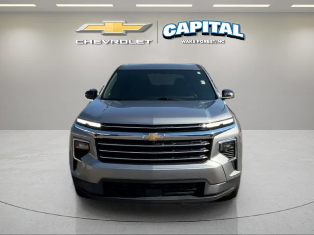 Used 2025 Gray Chevrolet LT image 8