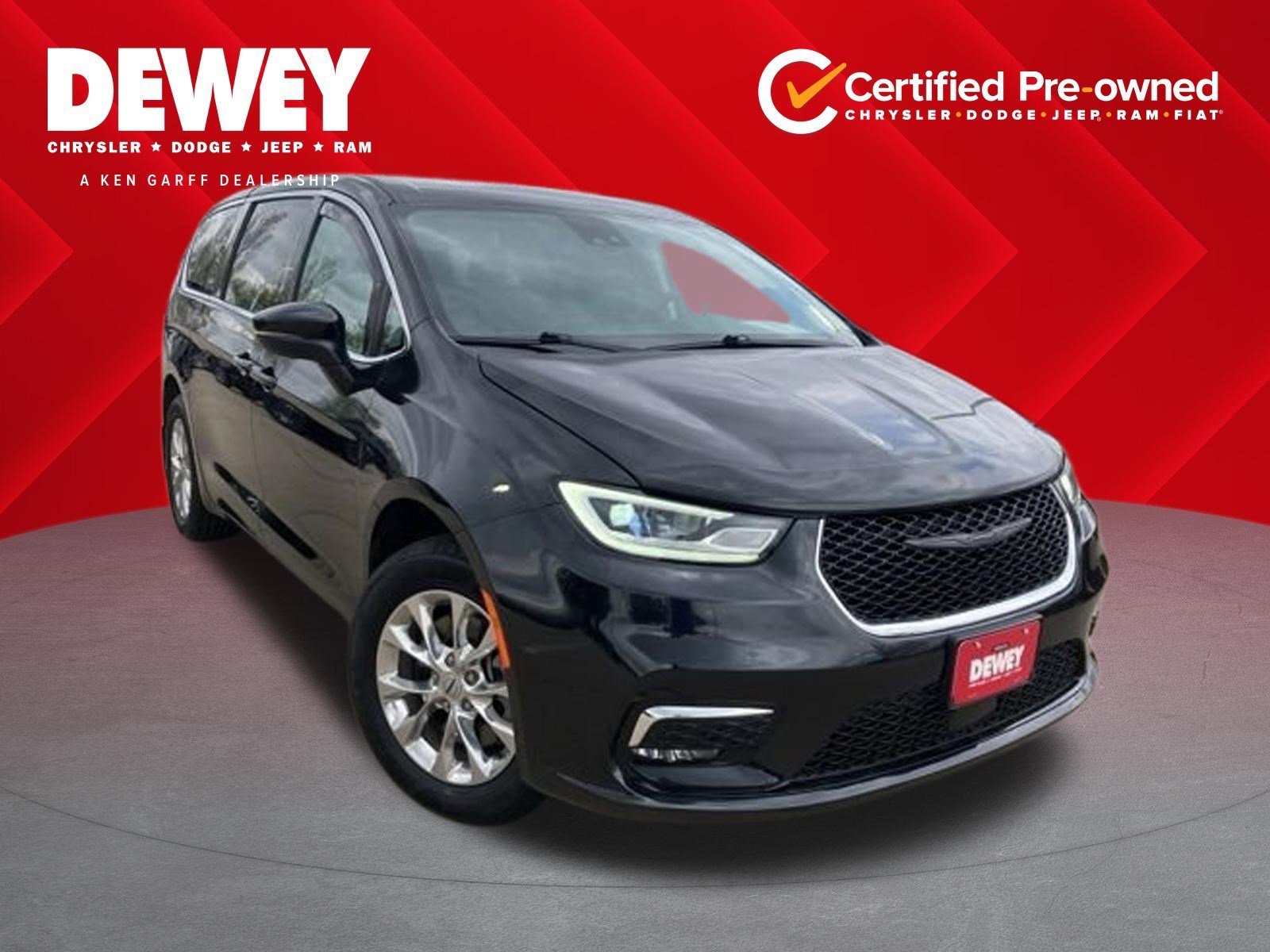 2023 Chrysler Pacifica Touring L AWD's photo