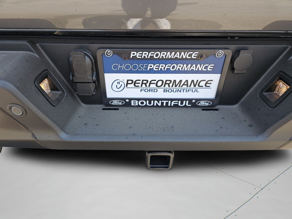 New 2026 Carbonized Gray Metallic Ford Tremor image 31
