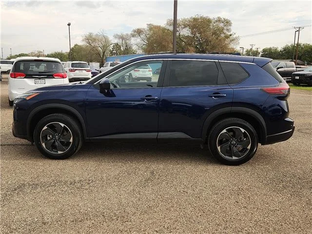 Used 2025 Blue Nissan SV Front-Wheel Drive image 2