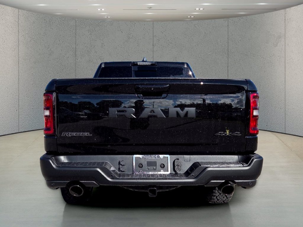 New 2027 Diamond Black Crystal Pearl-Coat Exterior Paint RAM Rebel image 7
