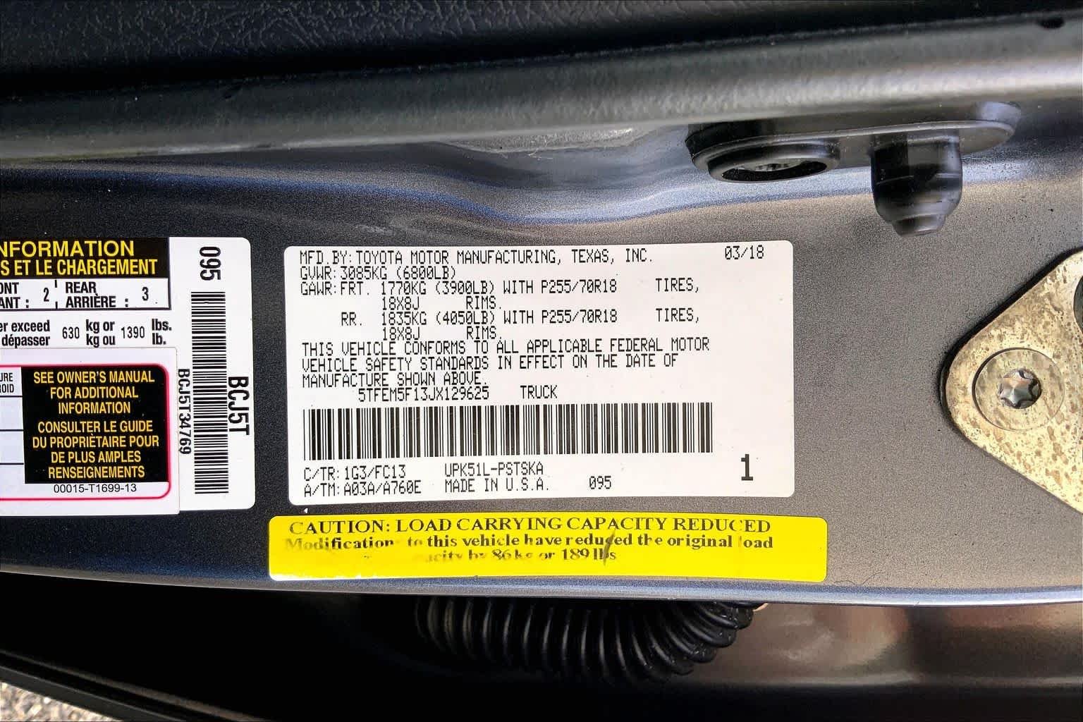 Used 2018 Magnetic Gray Metallic Toyota SR5 image 37