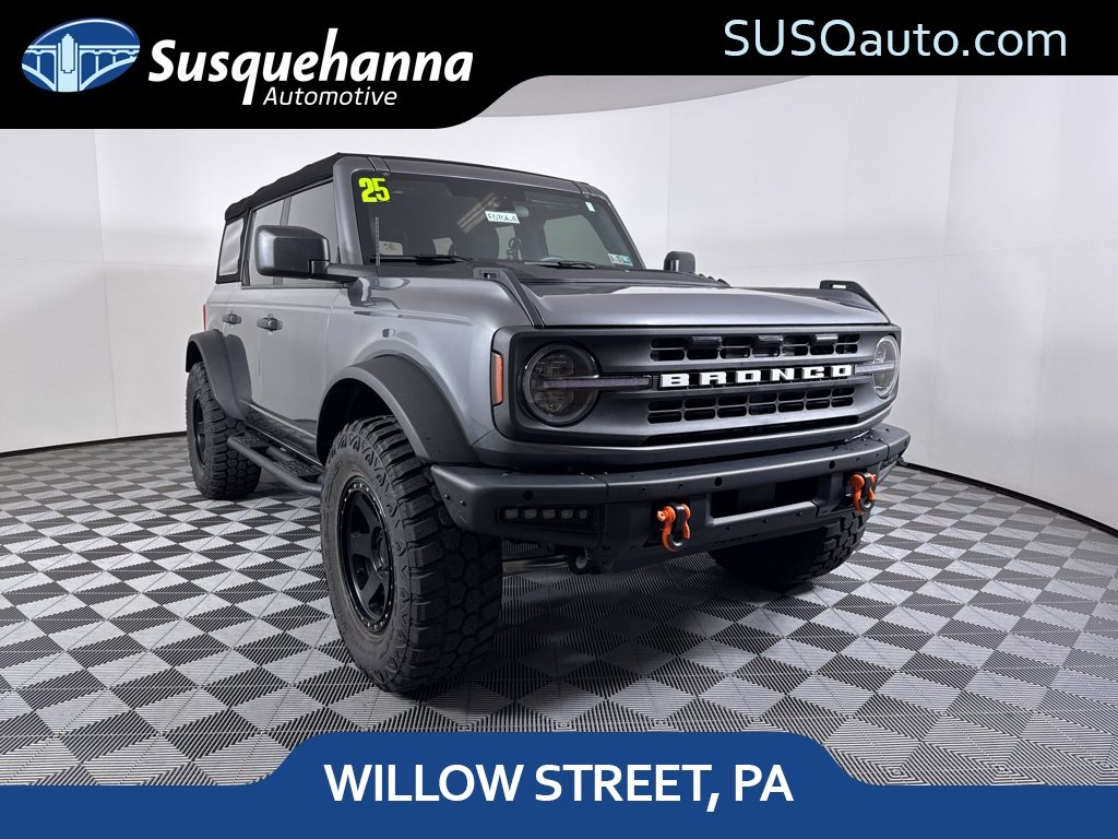 Carbonized Gray Metallic 2025 Ford Bronco SUV / Crossover Four-Wheel Drive Automatic