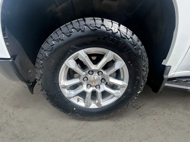 Used 2025 Summit White Chevrolet WT image 14