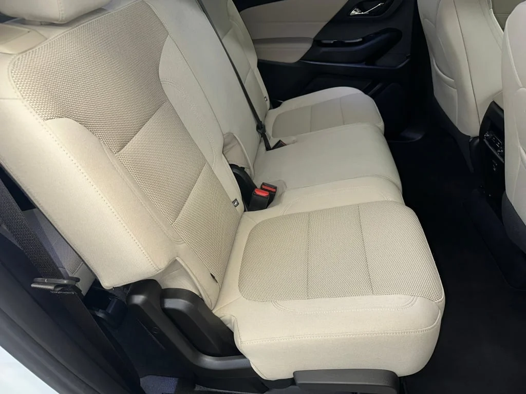 Used 2023 Summit White Chevrolet LS image 28