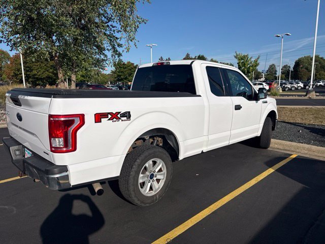 Used 2015 White Ford XLT image 4
