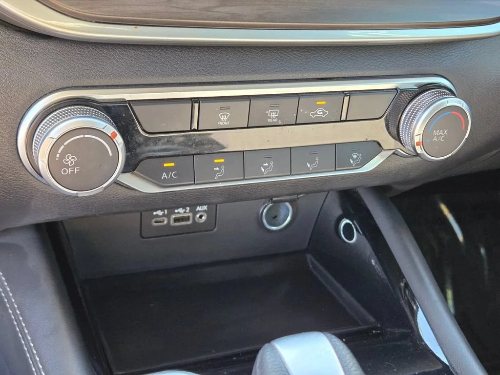 Used 2023 Gun Metallic Nissan 2.5 SV image 21