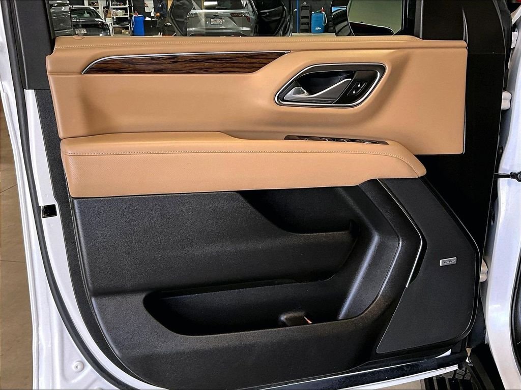 Used 2023 Beige Chevrolet Premier image 9