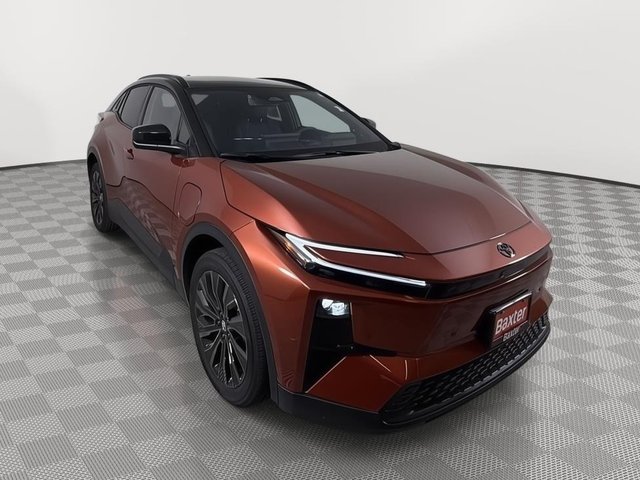 2026 Toyota C-HR XSE