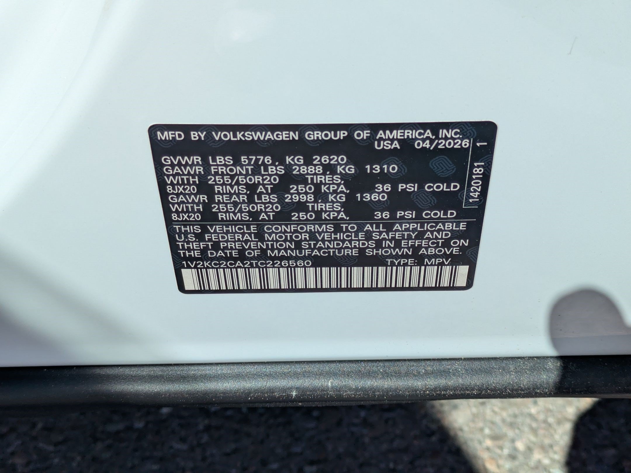 New 2026 Opal White Pearl Volkswagen 2.0T SE w/Technology image 16