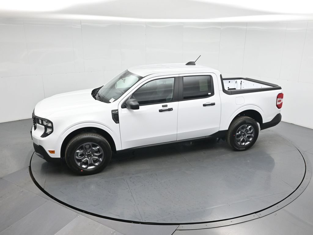 New 2026 Oxford White Ford XLT image 42