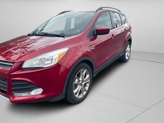Used 2015 Ford Escape SE with VIN 1FMCU9GX2FUC89646 for sale in Fairfield, OH