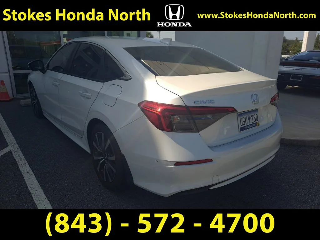 Used 2022  Honda EX image 5